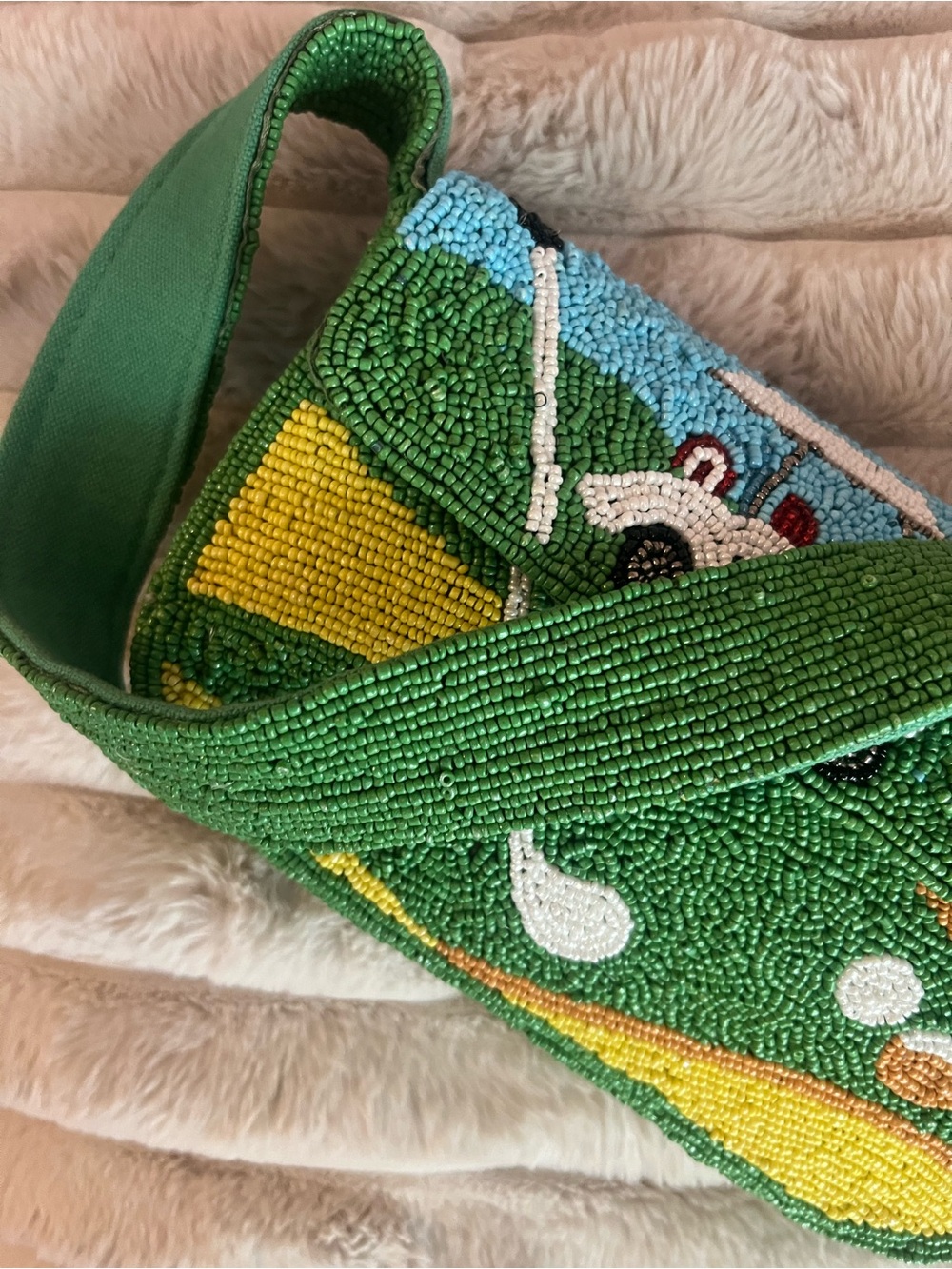 Beaded Golf Bag - Picture 2 of 6
